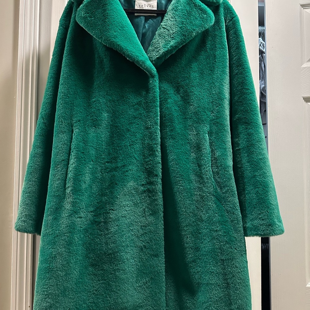 Velvet by Graham & Spencer Green Teddy Jacket Plush Mid-Length